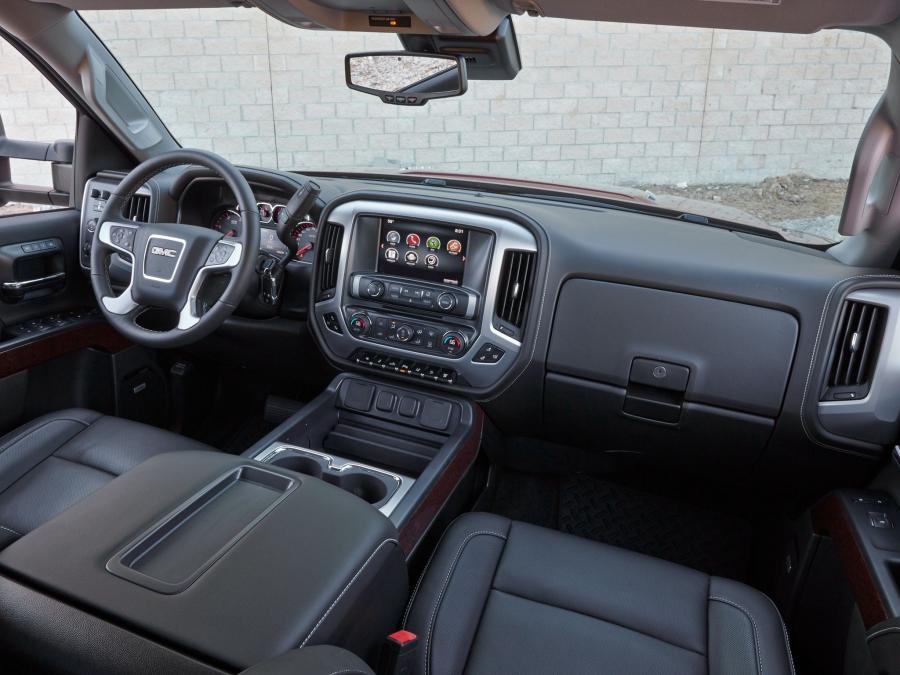  GMC Sierra 2500 HD SLT Double Cab 2015 года  (фото 4 из 14)